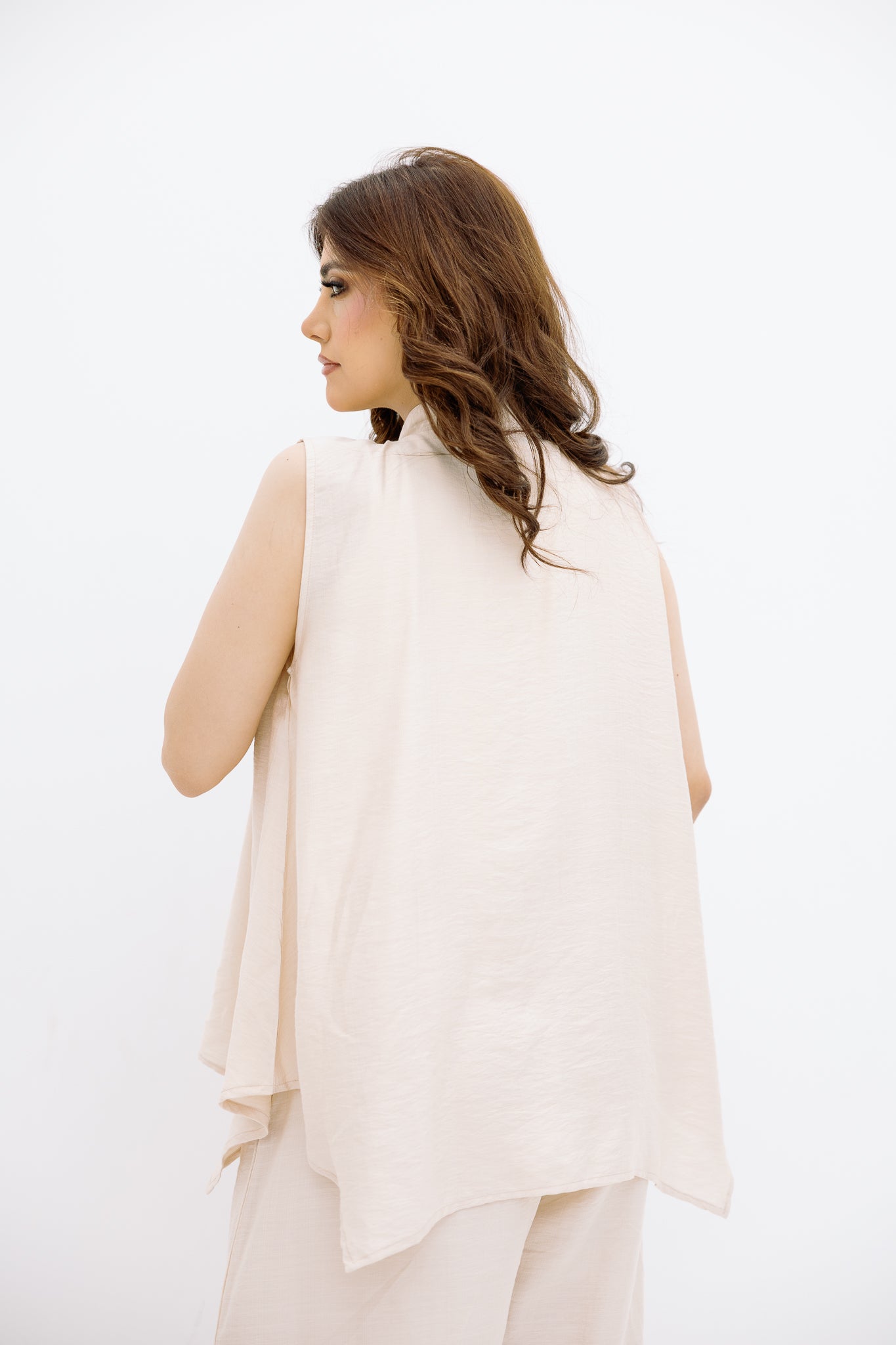 Light Beige Cut Basic
