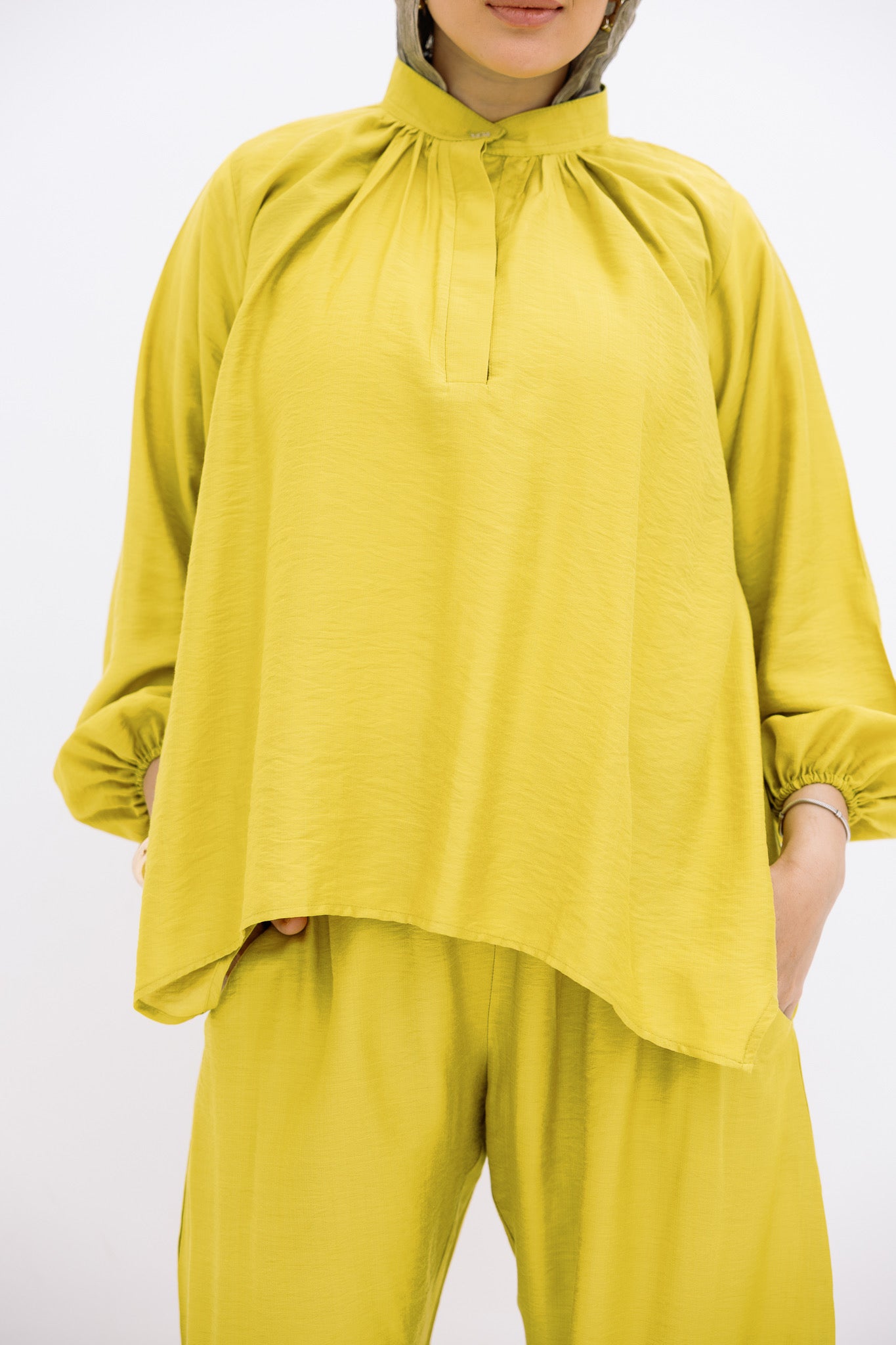 Kiwi Basic Blouse