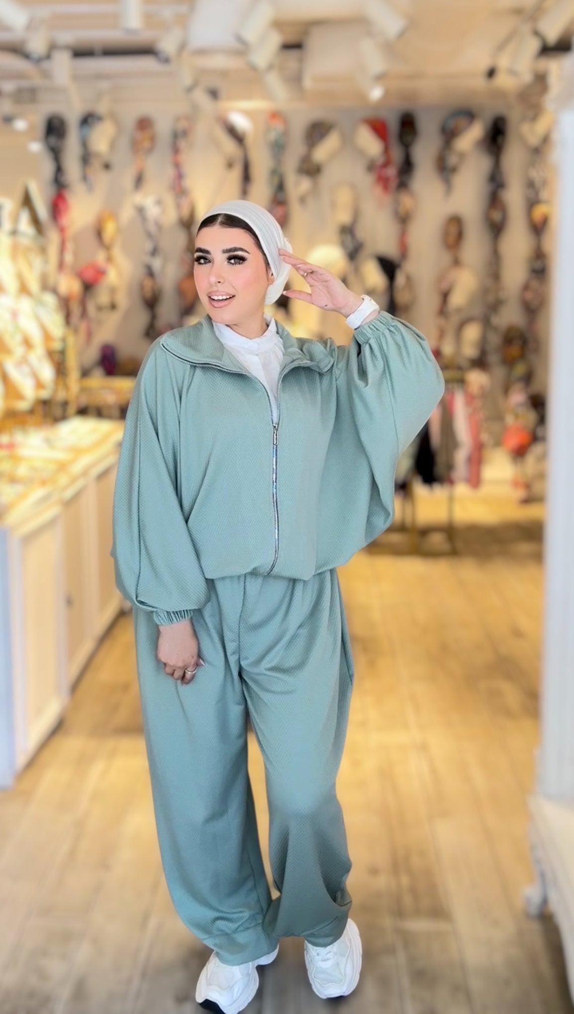 Basic Mint Suit