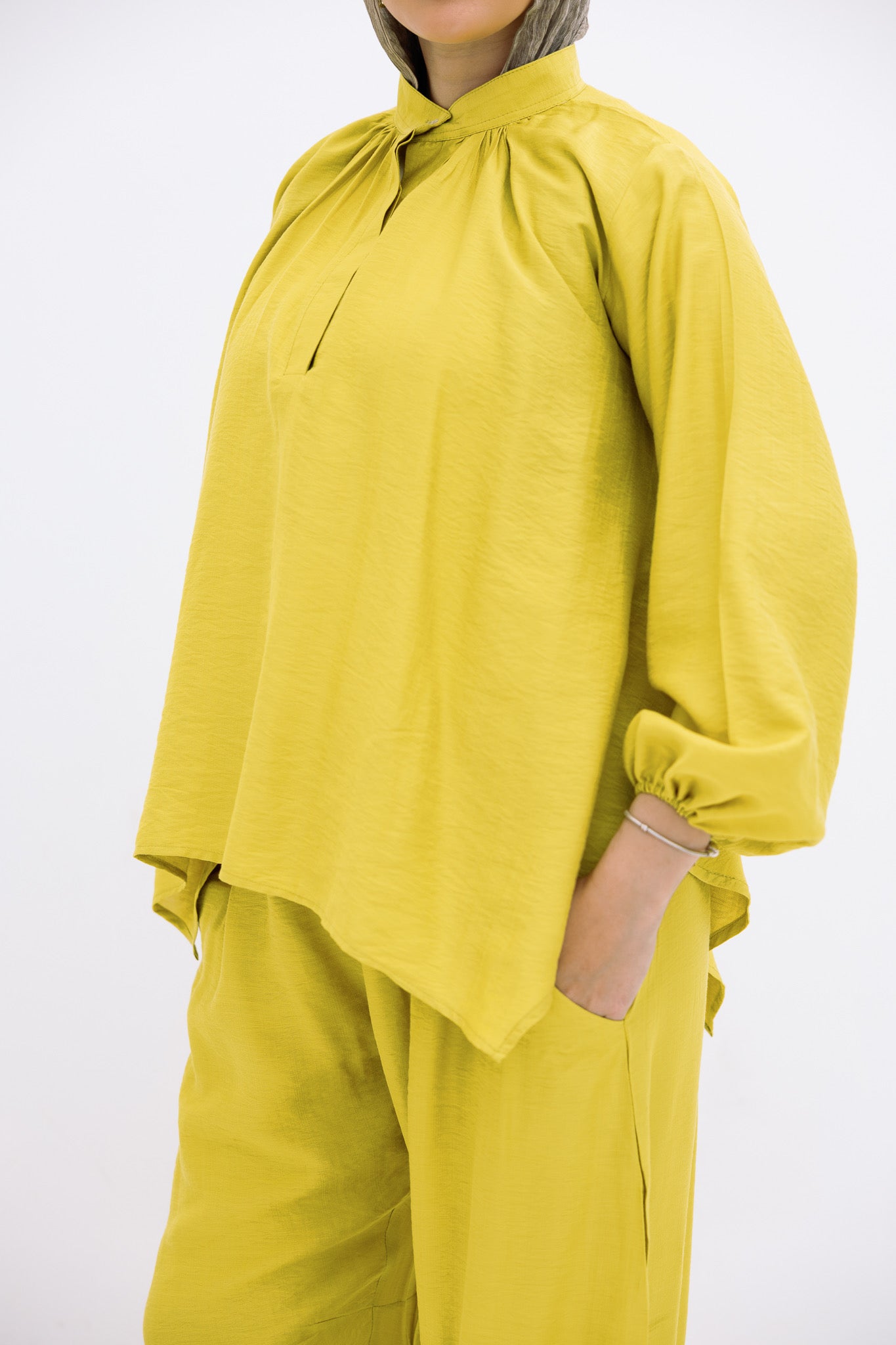 Kiwi Basic Blouse