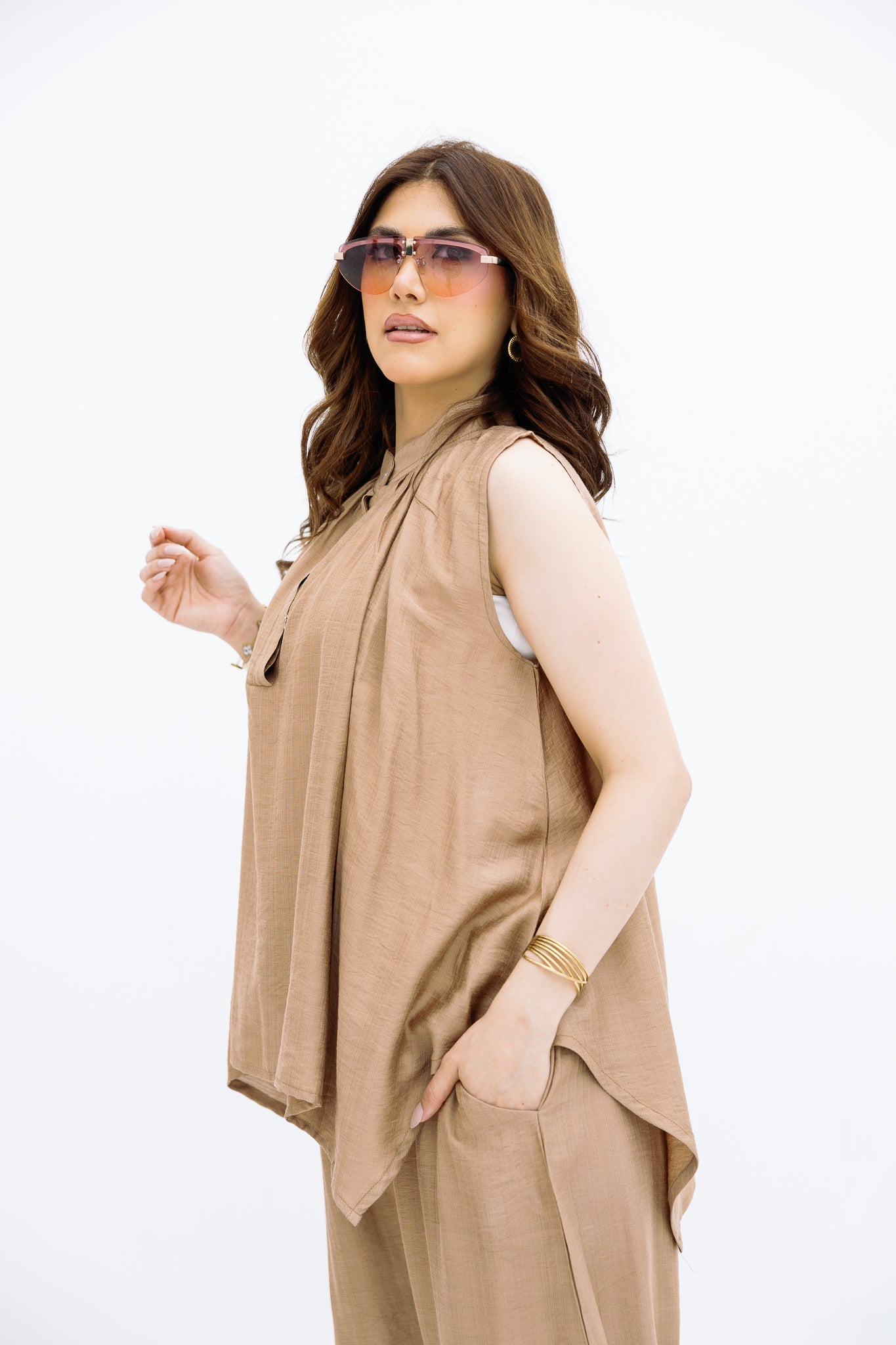 Beige Cut Basic